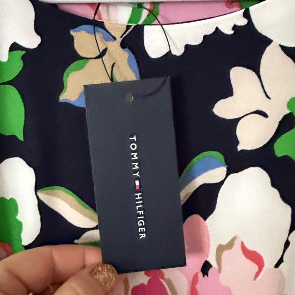 Tommy Hilfiger dress - Picture 4 of 5